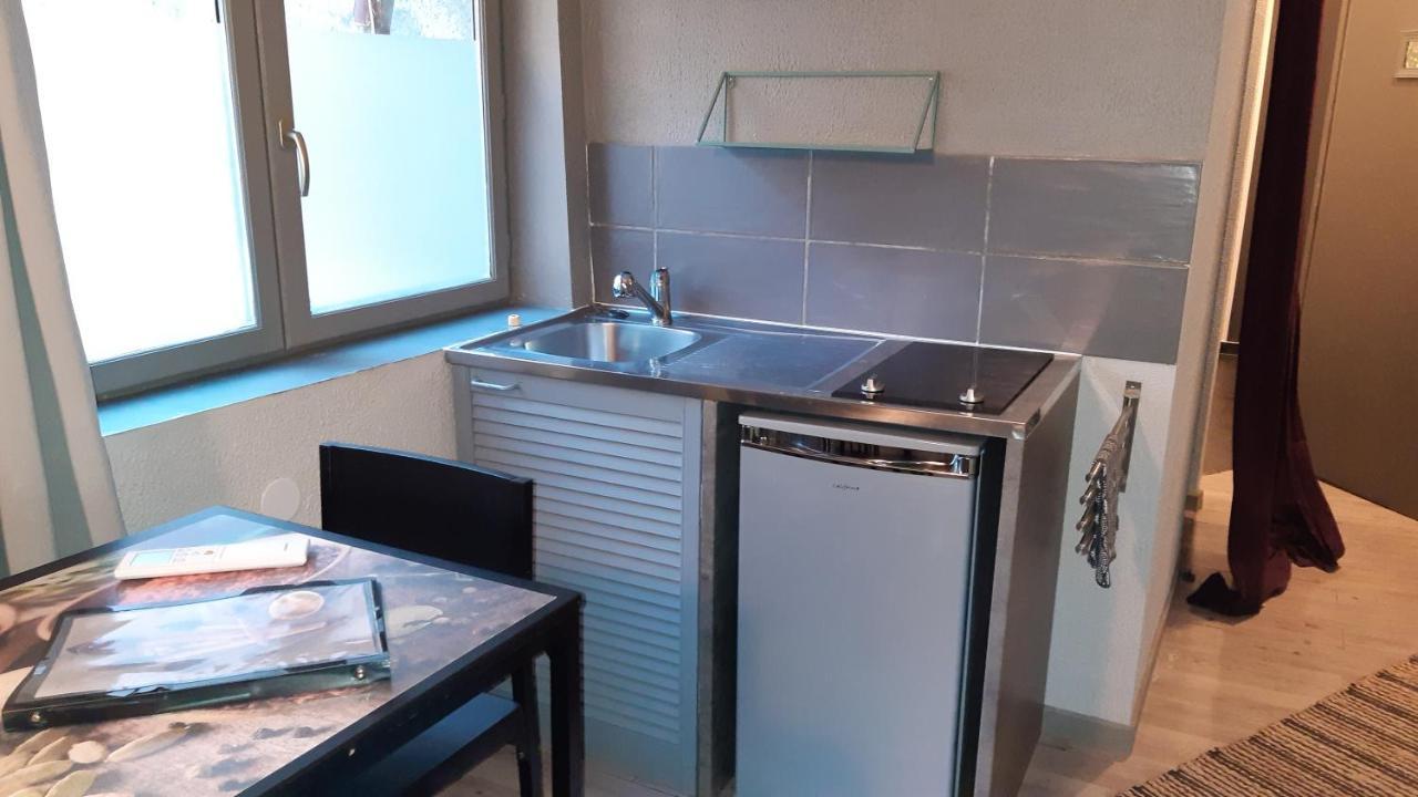 Les4Epices Apartment Serignan Exterior photo