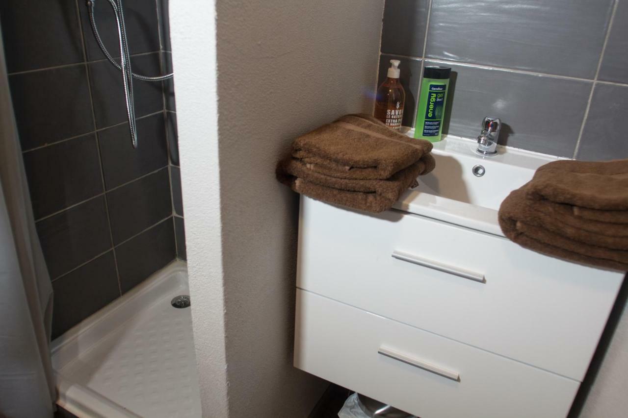 Les4Epices Apartment Serignan Exterior photo
